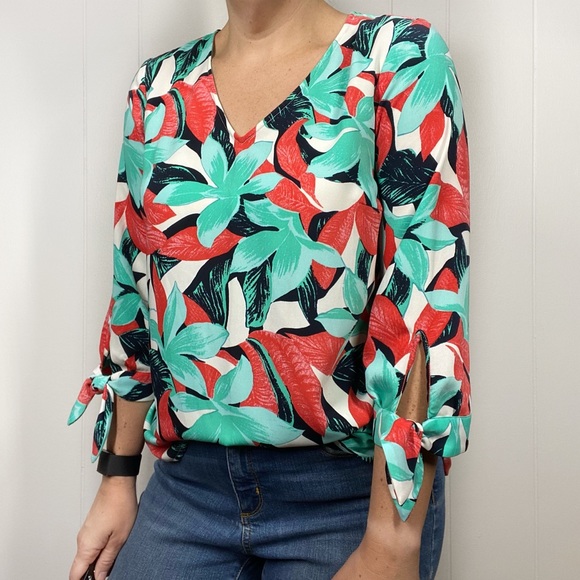 Talbots Floral V Neck Top with Tie Sleeves - Picture 2 of 8